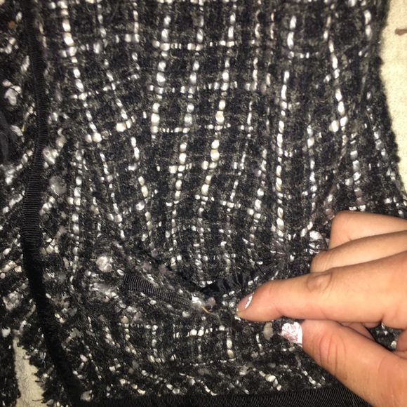 Black and white tweed suit - Picture 3 of 3